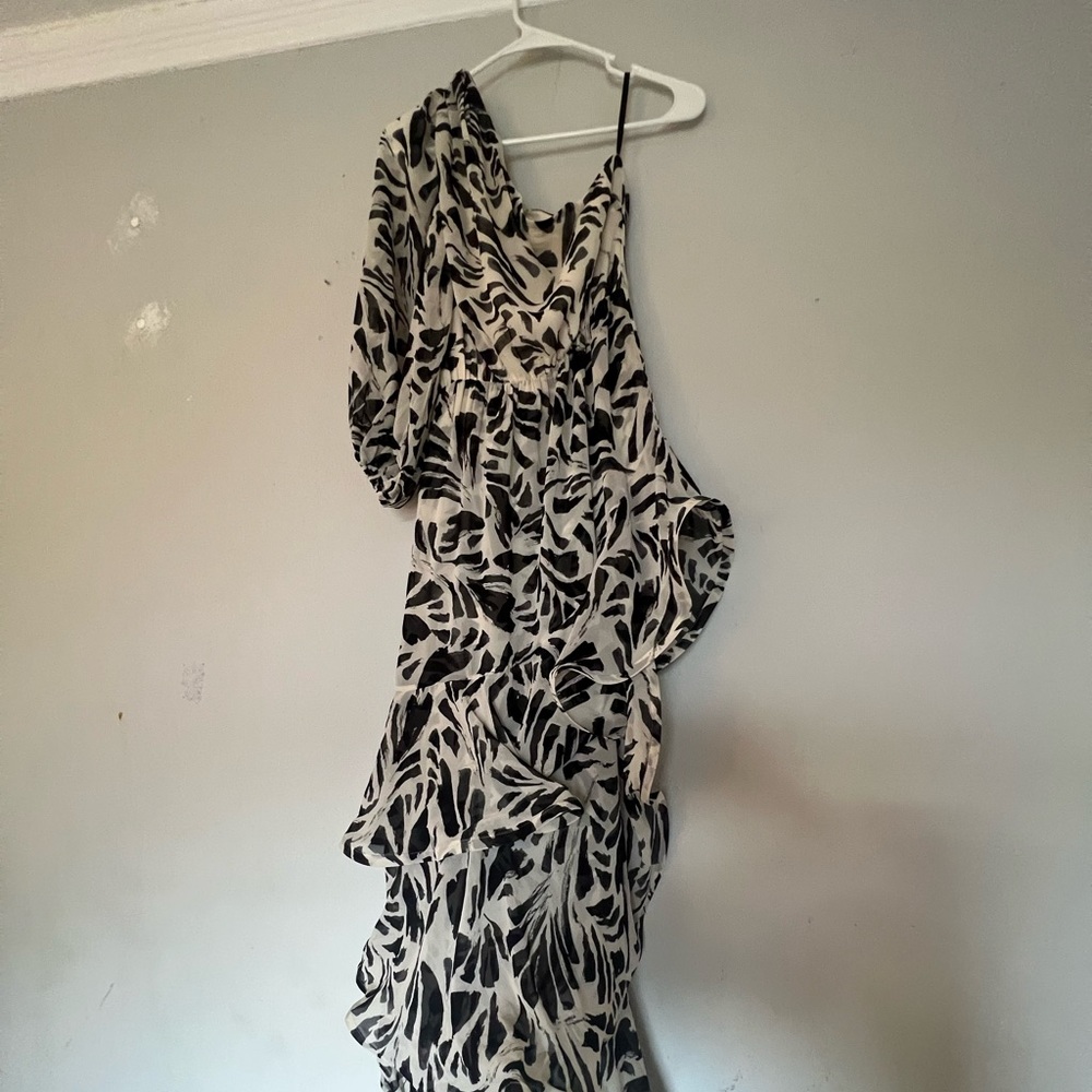 Alexis X Target one shoulder black and white print dress